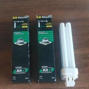 Philips 18W 4-Pin Light Bulbs